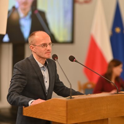 Poznaniak. Historyk gospodarczy.
Zarząd Osiedla Piątkowo Północ w Poznaniu
Rada Krajowa Lewica Razem @partiarazem