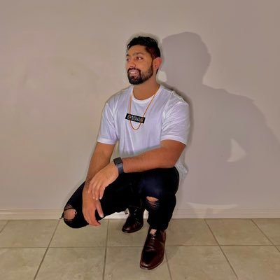 Here to look and comment on random things, don’t mind me, carry on