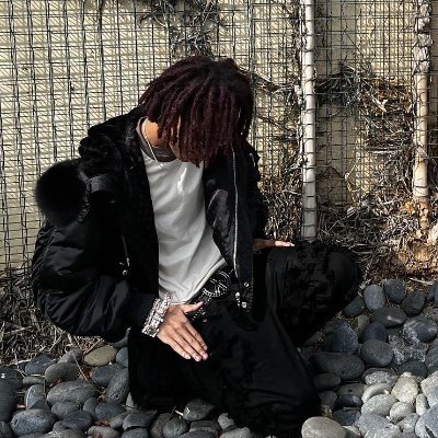 BadrYasser17's profile picture. 