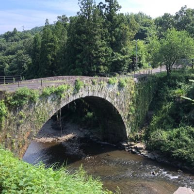 日本が大好き/無言フォロー失礼致します/Xを使って勉強させていただいています/「ラブアタック」当時から百田さんの大ファン/アイコンは臼杵市と豊後大野市との境にある「虹澗橋(こうかんきょう)」