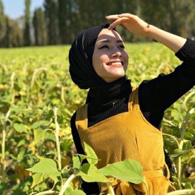 مصممة جرافيك
حاصلة على عدة دورات في الوسائط المتعددة
عملت لدى عدة شركات تصميم
يسعدني خدمتكم
للتواصل واتساب https://t.co/cKpxgticBq