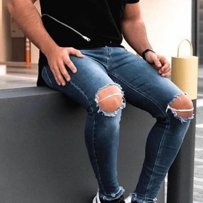 FX3218416157's profile picture. 25歳でFXに出会い最初の2年はマイナス収支ではあったものの3年目から現在に至る12年連続億越え達成を果たし、現在はFXグループを運営中！2020年は初の4億達成。下のLINE@で投資FX関連の配信や稼げる情報の配信、相場について等日々配信中！興味がある人投資やFXで結果をもとめる人はクリック