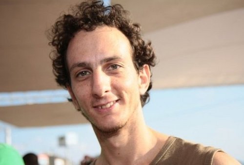 HezitwtSuccess's profile picture. Blogger, Internet Marketer, Loves Social Media And Especially Twitter. I Love To Help People On Their Journey To Financial Freedom. Salsa Is My Other Passion.