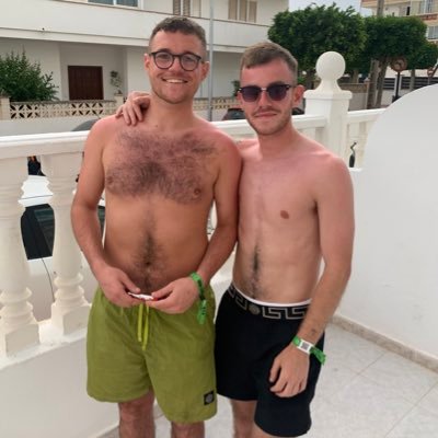 26, Scottish, ordinary people are not like you and me, the view and stone roses