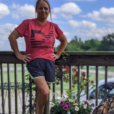 life is short. laugh, love & LIVE big. porch sittin' boy mom. story translator, strategist & comms. #crohnswarrior #ostomate #StlCardinals #sfb13 🖊️🏈🌱