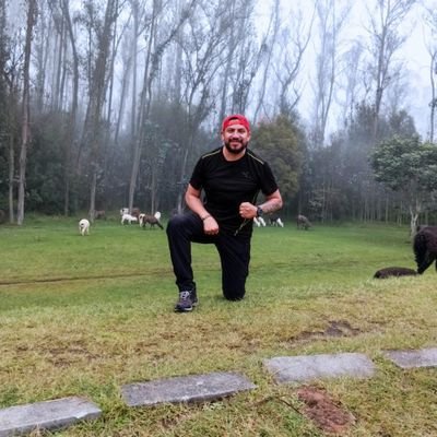 Papa de Gabriella Giulliana, Un flako buena onda, el rock, el futbol, mi trabajo lo mejor en la vida BARCELONA SPORTING CLUB MI VIDA !!!!!!! SOCIO BARCELONA