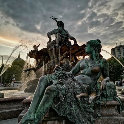 WulvesB's profile picture. Falls down a lot. Student. Social media nerd. Prone to fits of apathy. Writer. Freelance communicator. Music lover. Award-winning alcoholaholic. Beer maven.