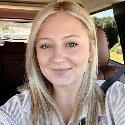 ayeyogray's profile picture. 