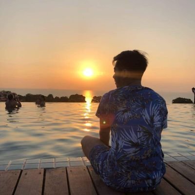 MoS368's profile picture. อดีตย้อนกลับไปแก้ไขอะไรไม่ได้ 
ต้องยอมรับและเดินต่อไปข้างหน้า