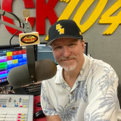 The Mayor of Morning Radio and host of The Morning Crew Radio Show on ROCK 104/WXRR-FM in Hattiesburg, MS. Opinions are my own- RT are not endorsements.