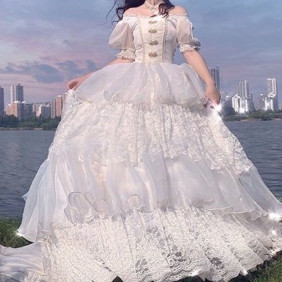 lqo_00's profile picture. 取引用/25↑