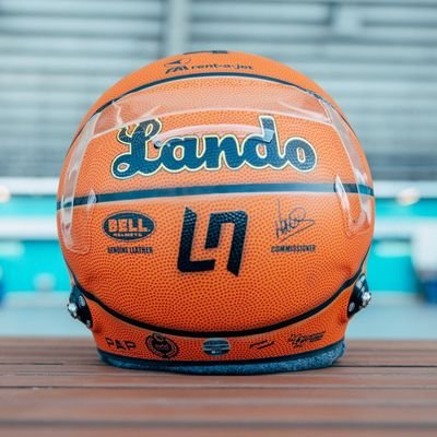 gsimpson28's profile picture. American In Britain