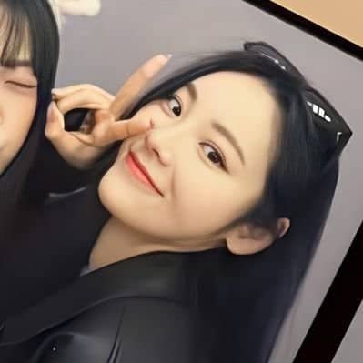 lilacmoon_12's profile picture. @luvieong : kung walking red flag si jinsol, pwes flag pole ako
⠀⠀⠀⠀    ⠀⠀⠀⠀        ⠀⠀    ⠀⠀  ⠀⠀   ⠀⠀   '03 | she/her