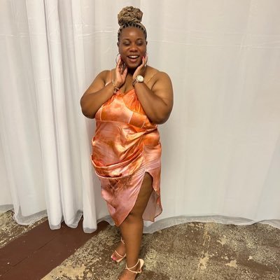 philushophy's profile picture. ΣΓΡ 💙💛🐩• 1-ΠΛ-17 | IG: cluemein_ | “Do what you have to do now, so you can do what you wanna do later” | chasing purple meadows 🌸