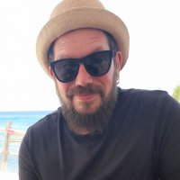 MENA (@menachuli) 's Twitter Profile