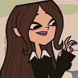 Evellyyyynnnn's profile picture. i‘m holding on for dear life