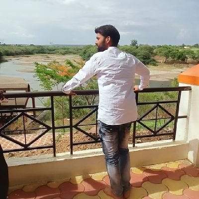जब-जब मैं निराशा से अत्यधिक भरा हुआ रहता हूं।,, तब-तब मैं अपनी मां से अधिक संवाद करता हुं!💞