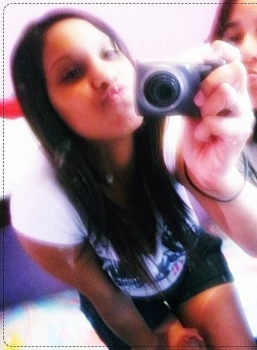 Neem melhor neem pior apenas diferente ♪♪  
 http://t.co/LEOx4uPzLW