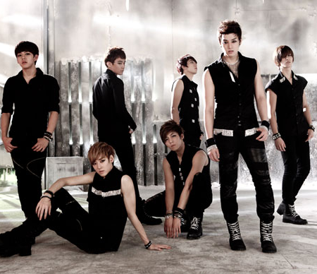 kissmeukiss' official twitter. 
spread the U-Kiss love with us!