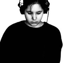 lisaschoene_'s profile picture. DJ / PRODUCER & REMIXER / TECHNO.