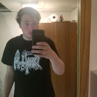 themaxfromschoo's profile picture. rad