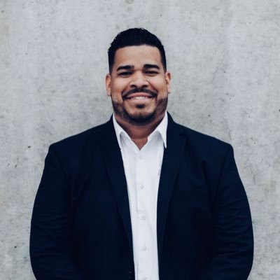 CEO de @futboldebarrio3. Fanático de la @LPFpanama y el Real Madrid. Novaris Agency.