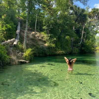 haylie_marie4's profile picture. better to say it and risk fucking it up, than to hold it in and fuck yourself up.