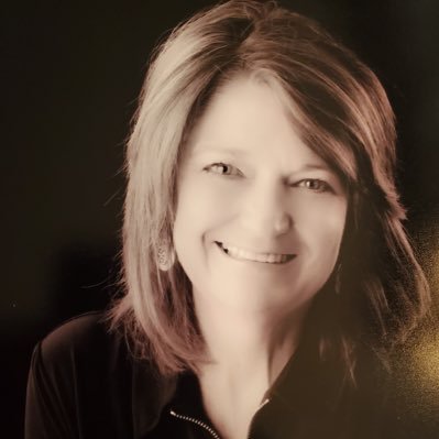 Debnorcia's profile picture. Wife of Gordon, mother of 5, Nonna of 9, retired teacher, and follower of Christ.