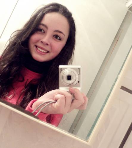 Luisa_Avila_'s profile picture. 