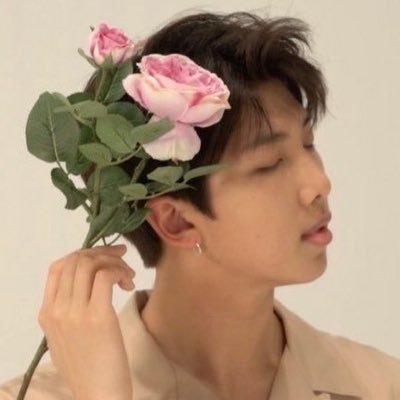 august⁷さんのプロフィール画像