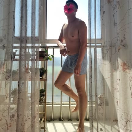 feifei880514's profile picture. 