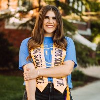 Emily (@_emhurt) 's Twitter Profile