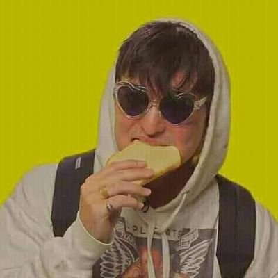 Cvera_7's profile picture. &&&