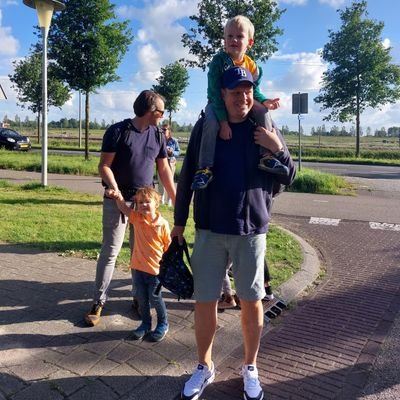 Papa van Gijs & Pim! Tikkend geluid, dol verliefd op Suzanne, PEC Zwolle, Broer, Zoon, Hertog, Vedette, Tampa Bay Rays & Bucs, Springhill Florida, FC St Pauli