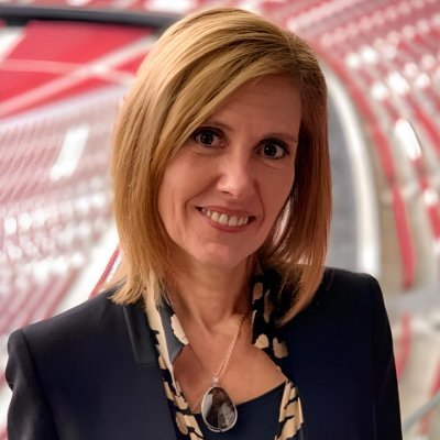 Creada en 1992 para defender, promover y mejorar el desarrollo de la actividad de quienes ejercen la profesión de asesor financiero y tributario.
