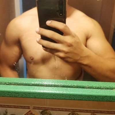 single69mx's profile picture. Single CDMX y Morelos, soy heterosexual y corneador, si gustas ver a tu esposa conmigo solo manda DM.
IG X_a.l.75_x