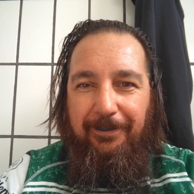 rjlunalo's profile picture. Esto no es rajar, esto es referir