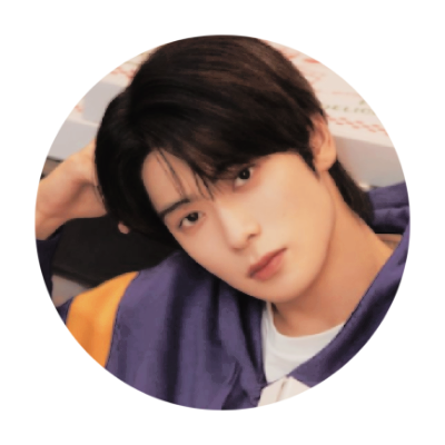 ㅤㅤ#𝗜𝗟𝗟𝗨𝗦𝗢𝗜𝗥𝗘 ┄─ ⋆ 𝟭𝟵𝟵𝟳. an 𝗂𝗇𝖼𝗋𝖾𝖽𝗂𝖻𝗅𝗒 𝗵𝗮𝗻𝗱𝘀𝗼𝗺𝗲 man who also known as 𝗡𝗖𝗧’s 𝗮𝗹𝗹-𝗋𝗈𝗎𝗇𝖽𝖾𝗋, 𝗝𝗮𝗲𝗵𝘆𝘂𝗻 𝗝𝘂𝕟𝕘。