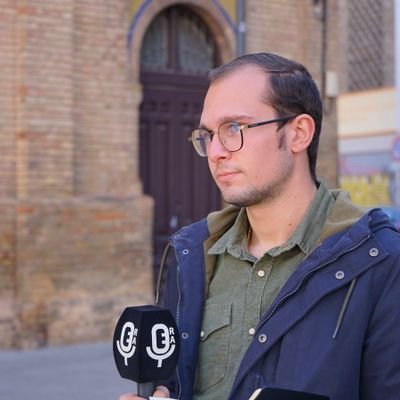 Observo con curiosidad el mundo que me rodea para contar historias interesantes | Periodista 📒🖊️