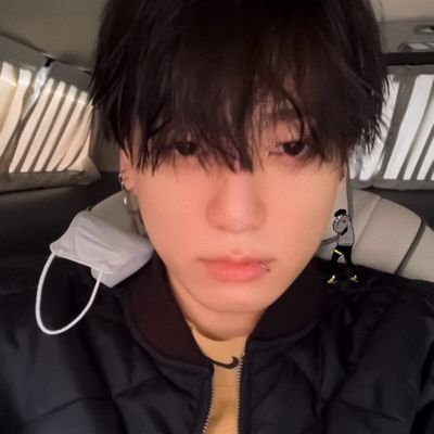 —— still in a process of self-healing | she/her fan acc