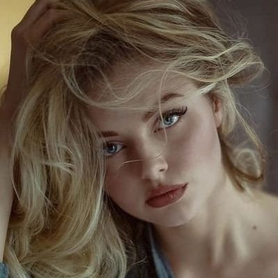 rym_hdad's profile picture. 🇩🇿♥لَمۣۗہ أجۣۗہدُ قۣۗہلَبۣۗہآ يۣۗہشۣۗہبۣۗہهۣۗہ قۣۗہلَبۣۗہيۣۗہ♥🇩🇿