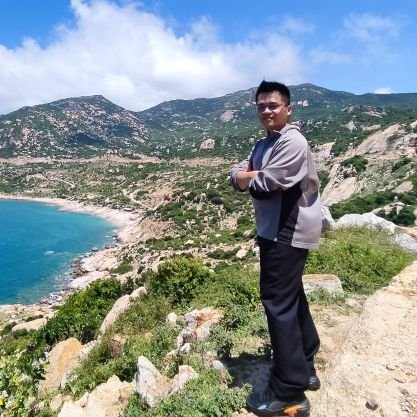 Trung52616431's profile picture. Some wandering coder...