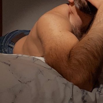 Me gusta el morbo
Disfruto ver hombres con hombres