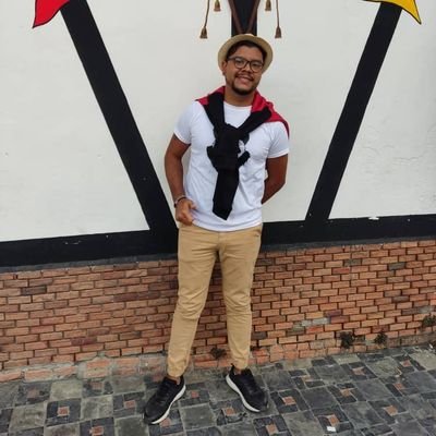 I like the environment, locusion, theater, cinema. And reading. psychology my tool
Instagram: @guillermojhf

https://t.co/v0kyhvsIzG
