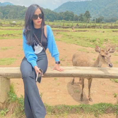 lalamallaaa's profile picture. Official twitter LALAMALLA | freelance model, talent, host | IG: lalamallaaa | bussines inquires? DM via Instagram🫶🏻✨ Thankyouuu~