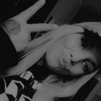 Italian🇮🇹, Scorpio♍, Mama of 3, loves family, Team JJD and JJT💟love, God👣.
Life is too short, live it the best way you can despite of what's going on