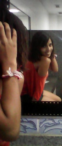Taurina&Rubro-negra ;* Desde 1995!
 Deus, família, amigos, LOVE [*-*] e muita música.  (:
