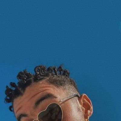 hopehope0323's profile picture. 