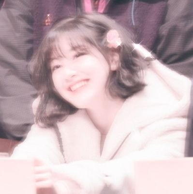 cctwicediosas's profile picture. Un cc sobre pequeñas cosas de twice ♡♡🌸🏵