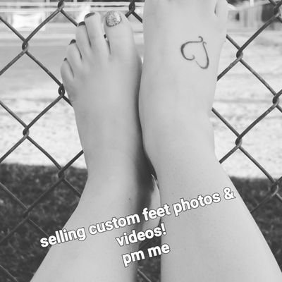 anna_summers08's profile picture. Selling custom photos & videos of my feet. Also selling worn socks & panties! If interested let me know!
Venmo- @slayme08
CashApp.- $slayme08 
add me on snap!